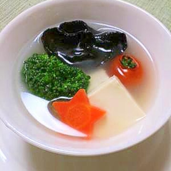 お豆腐と木耳の中華スープ　